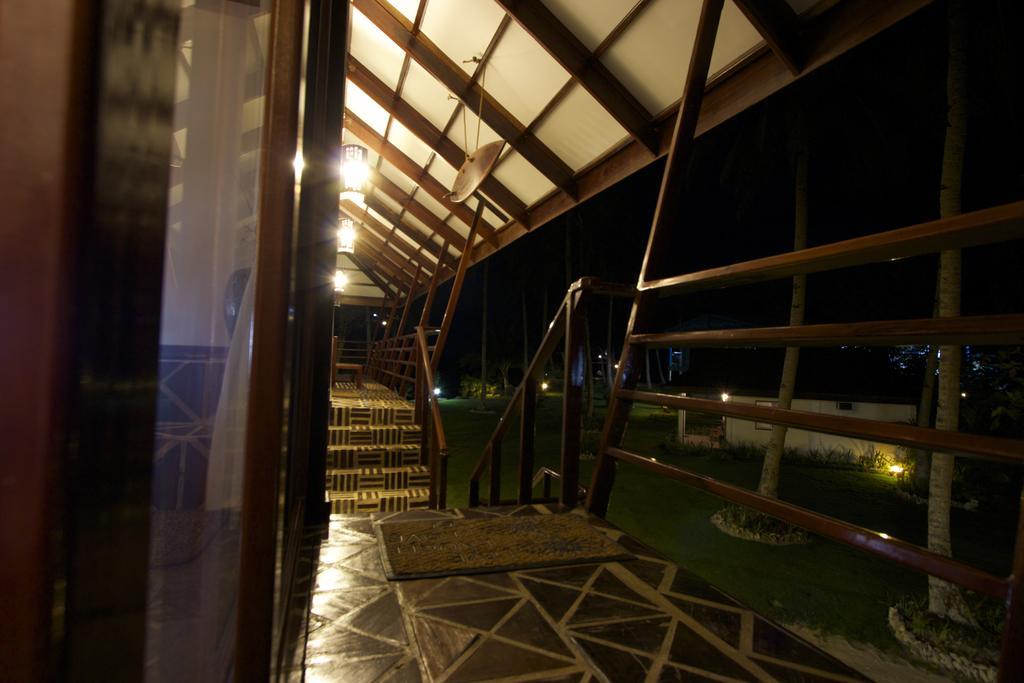 Ocean 101 Beach Resort General Luna  Bagian luar foto